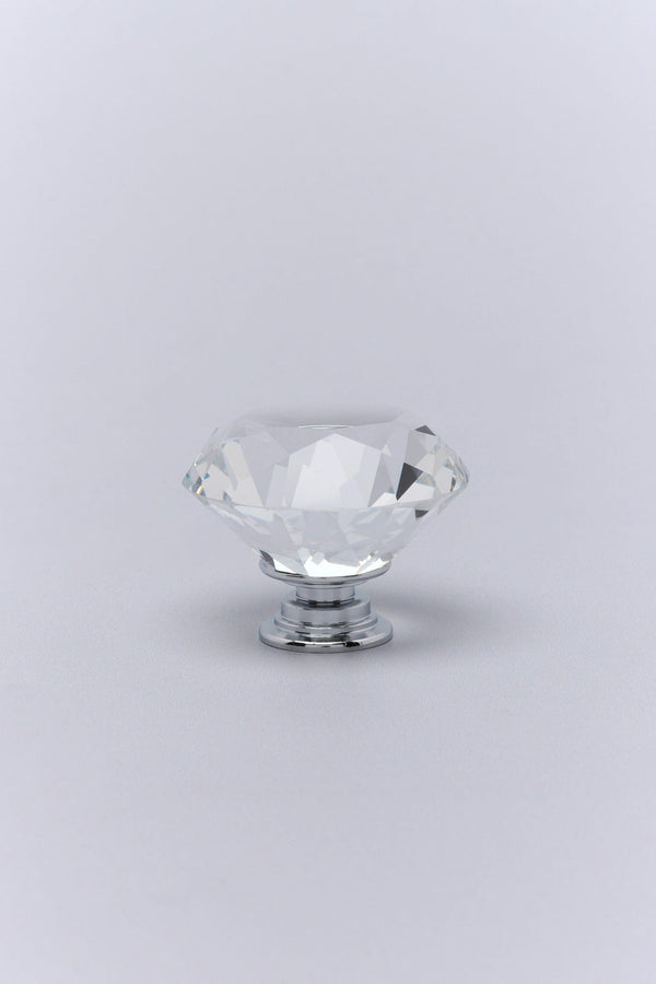 G Decor Diamond-Cut Crystal Glass Cupboard Knob With A Chrome Base Round