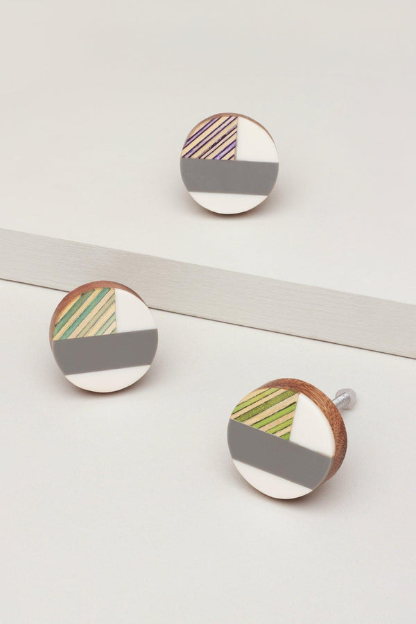 g decor Eliseo Quad Tone Resin and Wood Door Knob Drawer Pull Blue