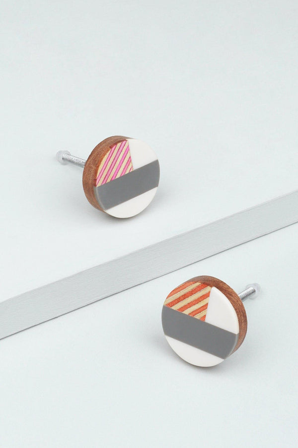 g decor Eliseo Quad Tone Resin and Wood Drawer Pull Door Knob Pink