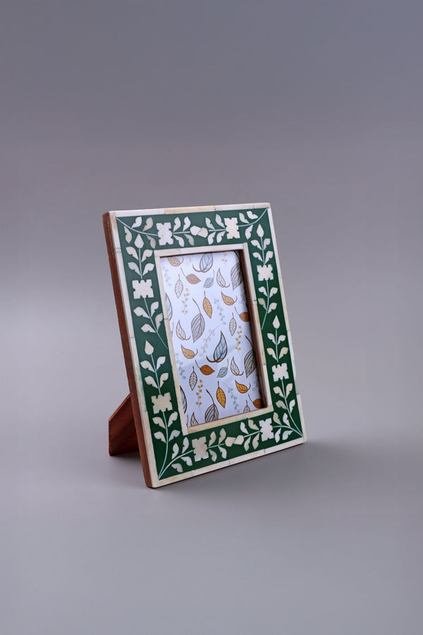 G Decor Folia Handcrafted Horn Bone Inlay Photo Frame Forest Green Floral Picture Display Small