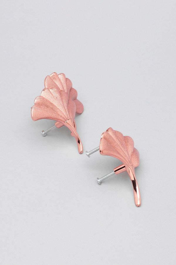 G Decor Fossil Ginkgo Rose Gold Matte Door Knobs One Leaf