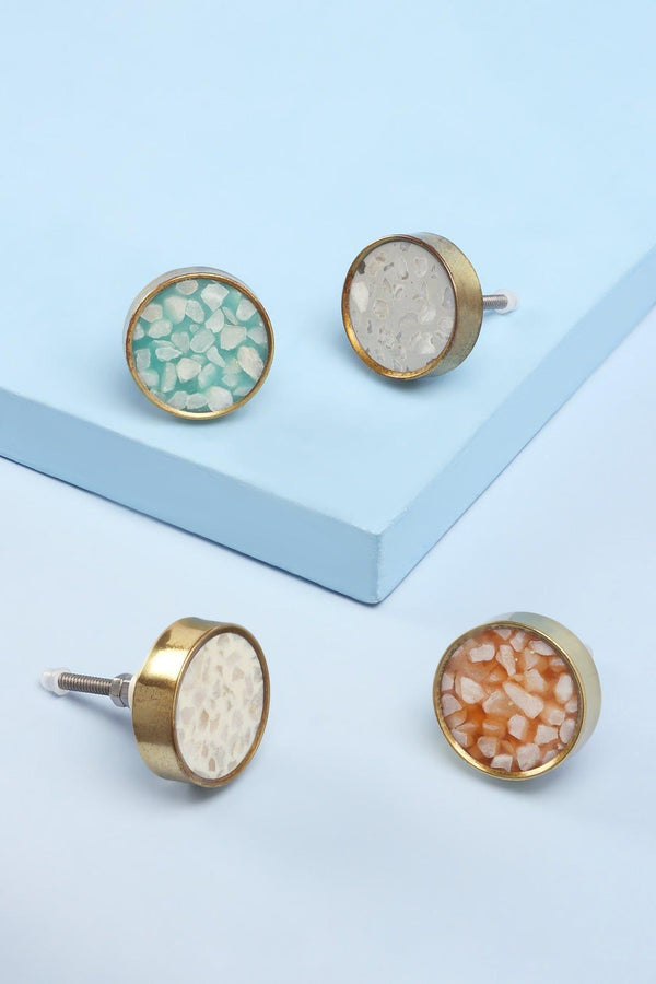 g decor Santorini Pebble Rock Brass Pull Door Knob