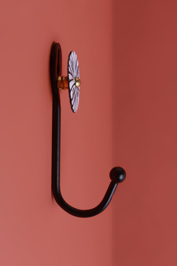 G Decor Handpainted White Mother Of Pearl Bloom Wall Coat Hook