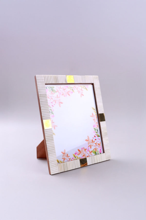 G Decor Julienne Handcrafted Horn Bone Photo Frame Ribbed Cream With Aged Brass Inlay Picture Display Small