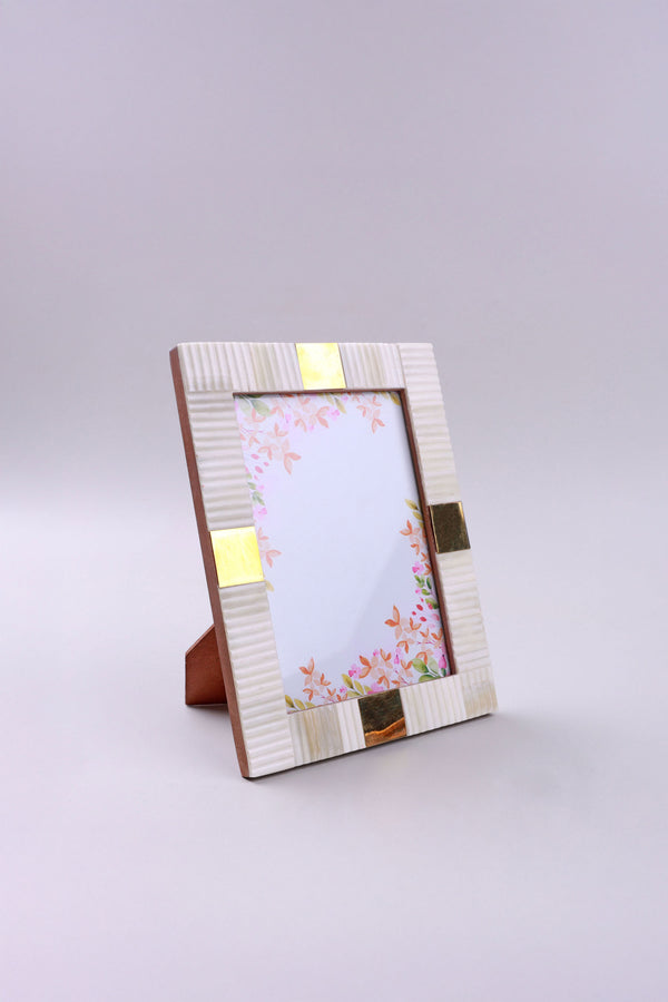 G Decor Julienne Handcrafted Horn Bone Photo Frame Ribbed Cream With Aged Brass Inlay Picture Display Small
