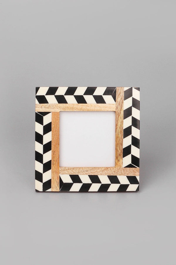 G Decor Noir Handcrafted Black & White Chevron Photo Frame Classic Picture Display Small