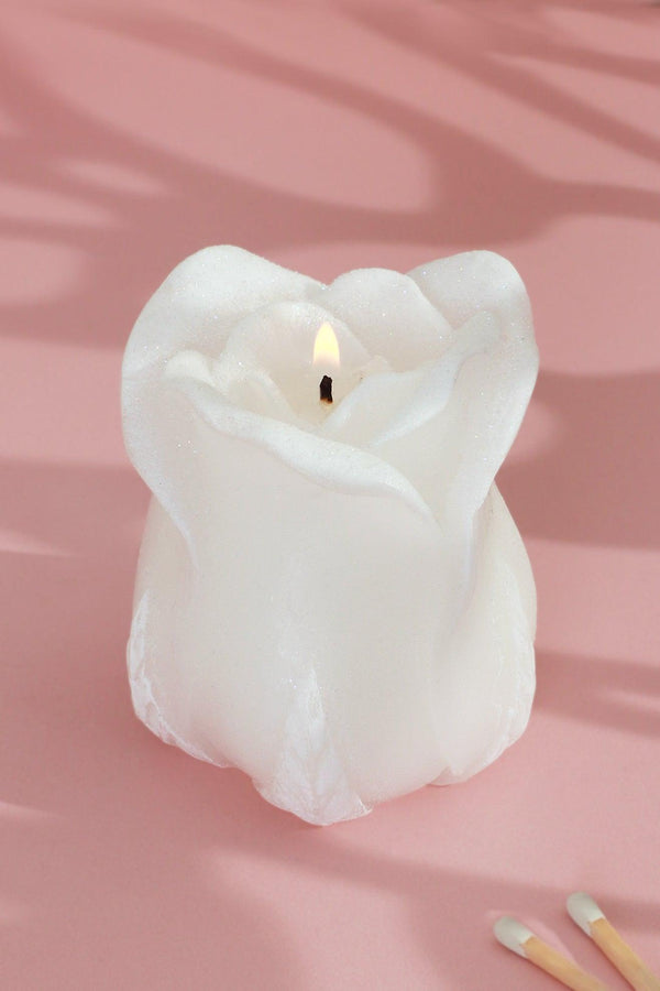g decor Rosabella Pure Eternal Bloom Hand-Finished Sculpted Rose Candle in Soft White White