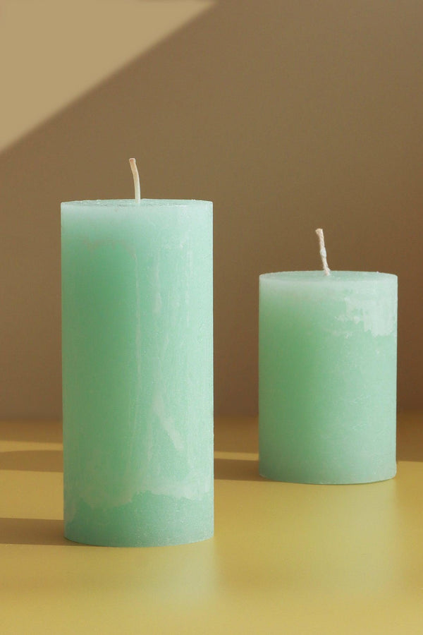 G Decor Scented Breeze Collection Green Marbled Pillar Candle With Garden Retreat Scent