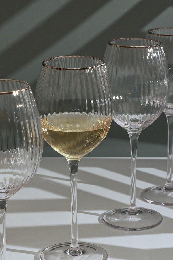 g decor Set of 4 Subtle Textured Ribbed Wine Glasses with Silver Rim Set Of 4