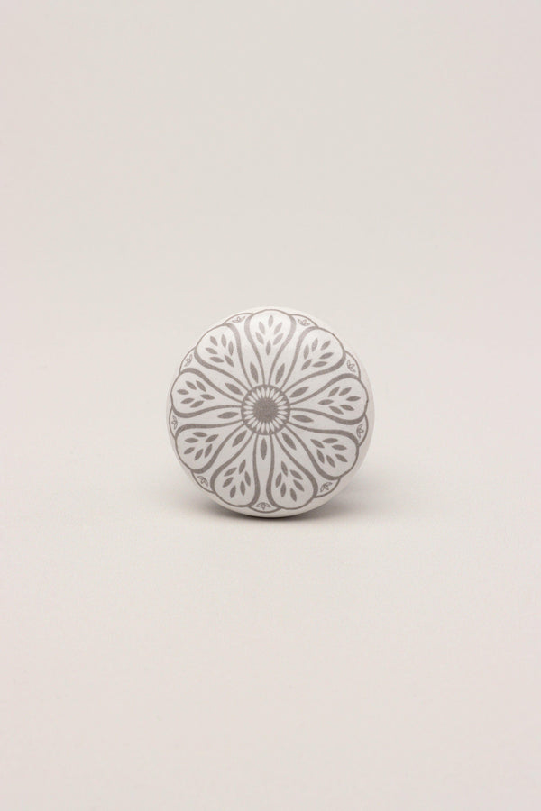 G Decor Success Ceramic Door Knob Cupboard Drawer Door Handle Flower