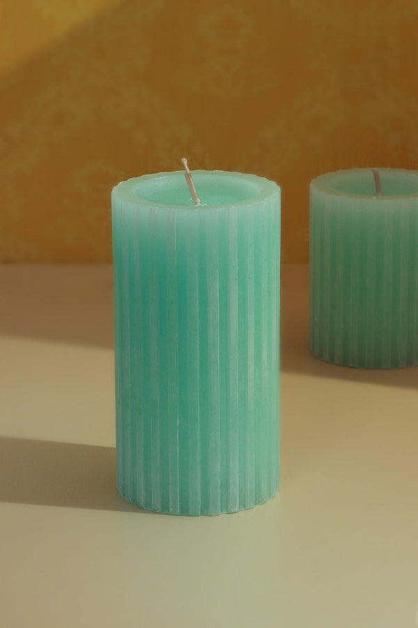 G Decor Textured Harmony Light Green Scented Pillar Candle Fresh Garden Bliss Medium