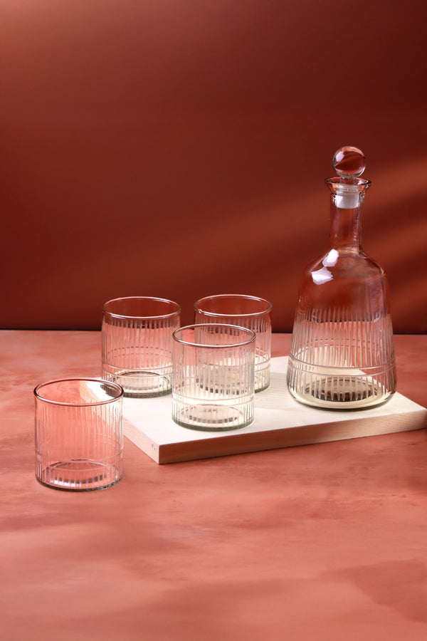 g decor Virelle Set of 4 Handmade Hand-Engraved Glass Tumblers or Decanter with Stopper Set of 4 Tumblers