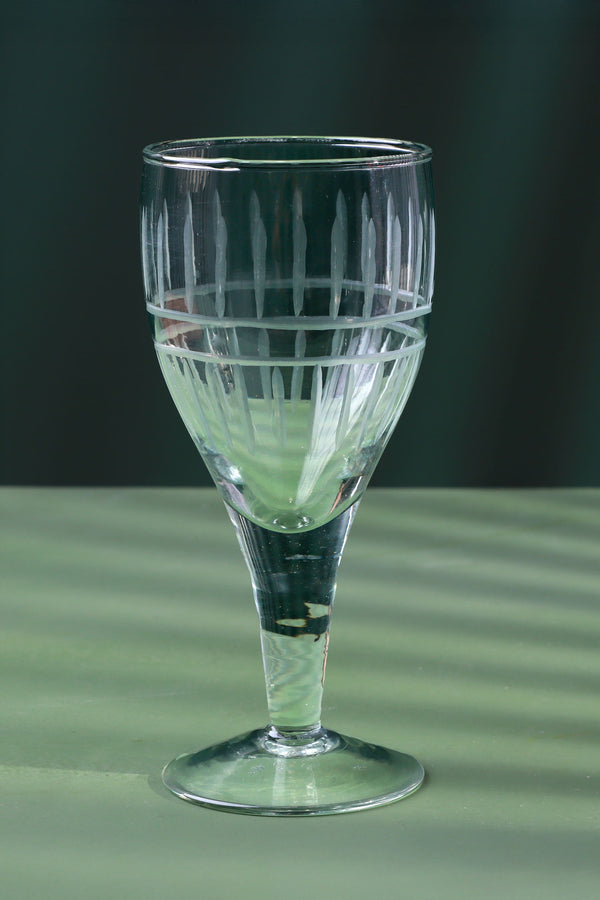 G Decor Virelle Set Of 4 Handmade Wine Glasses Clear Stemmed Goblets With Hand-Etched Linear Design Clear