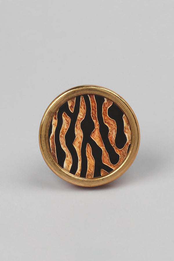 G Decor Wild Luxe Brass Knobs Animal Print Collection Giraffe