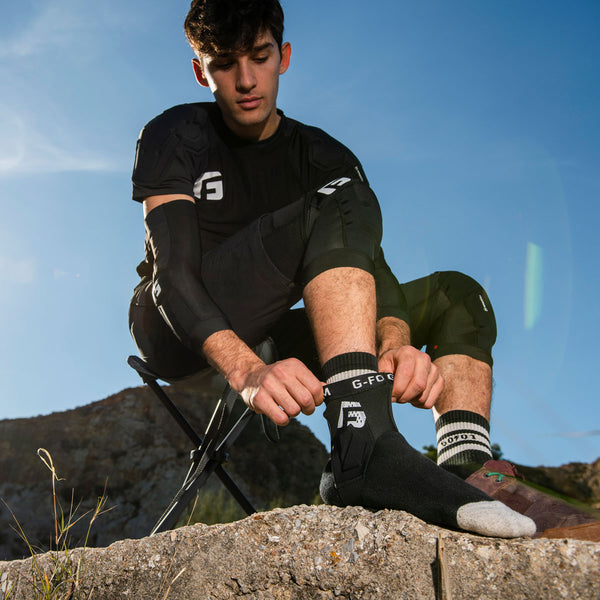 G Form X4 MTB Ankle Guards (Adult)