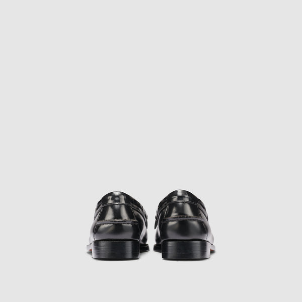 G.h. Bass & Co WOMENS ESTHER KILTIE TASSEL WEEJUNS LOAFER Black/White