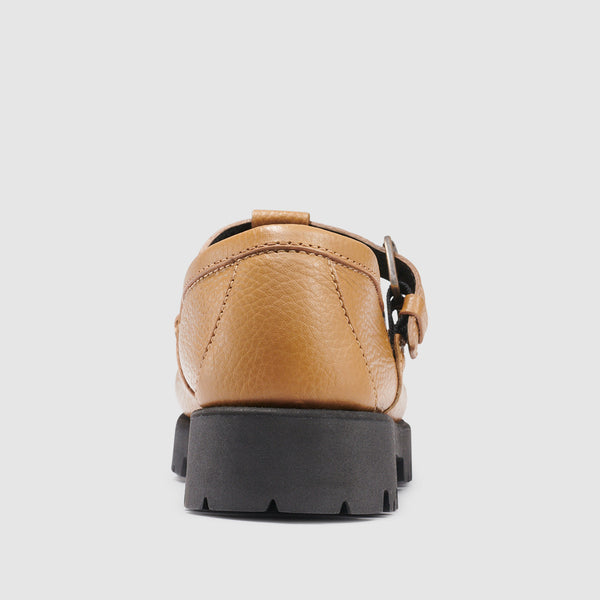 G.h. Bass & Co WOMENS MARY JANE FISHERMAN SUPER LUG WEEJUNS LOAFER Brown