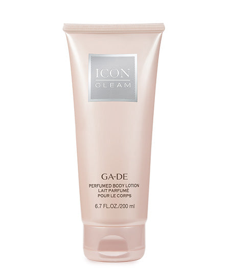 ga de ICON GLEAM A luxurious lightweight lotion that melts onto skin and absorbs quickly