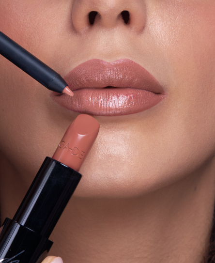 Ga De SELFIE #866 A Long-lasting No-transfer All-in-one Lip Pencil To Shape Define Fill And Prime Lips