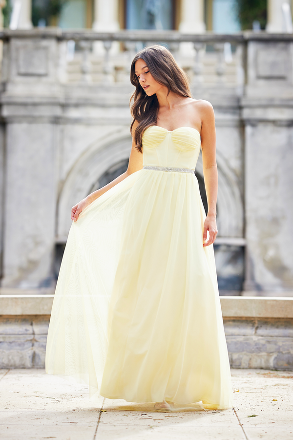 gabby skye VIOLET WEEKEND JUNIORS' EMBELLISHED CORSET BELTED BALL GOWN YELLOW