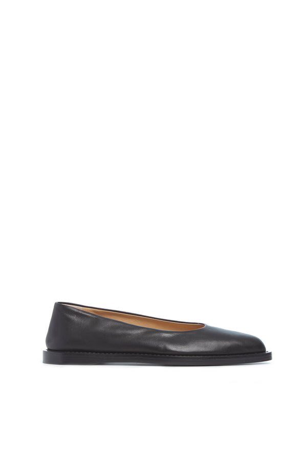 gabriela hearst Kati Ballerina Flat Shoe in Black Leather