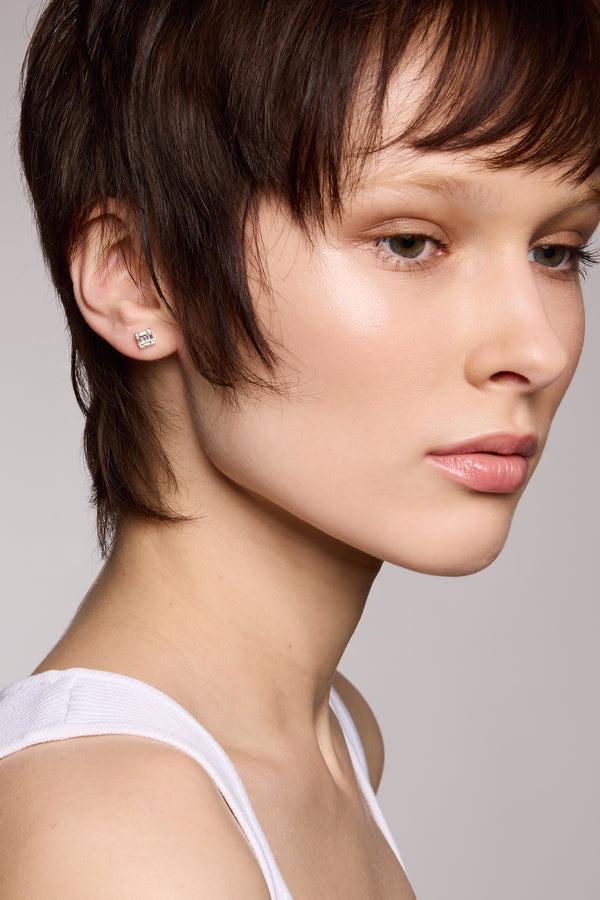 Galleria Armadoro Baguette Carreau Silver Stud