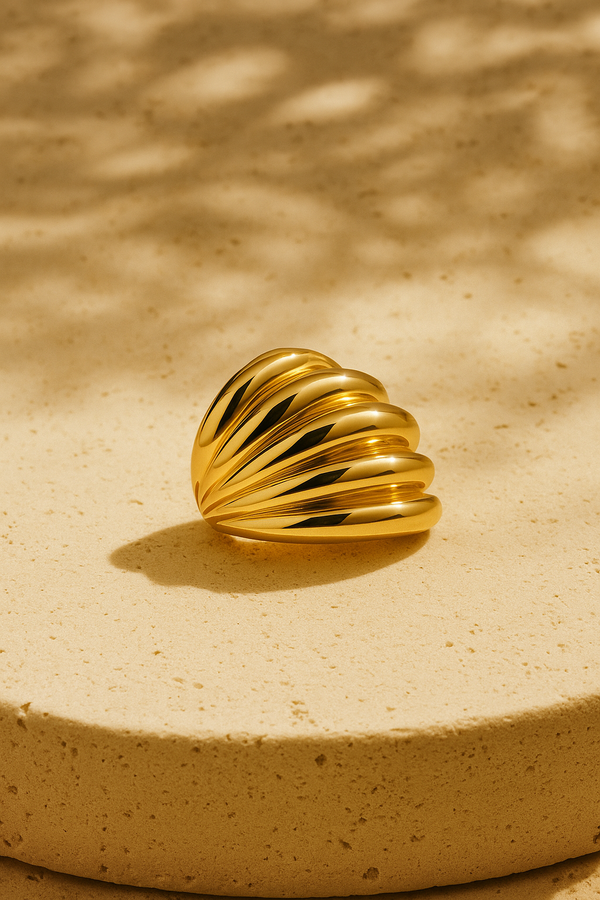 galleria armadoro Diana Gold Vermeil Ear Cuff