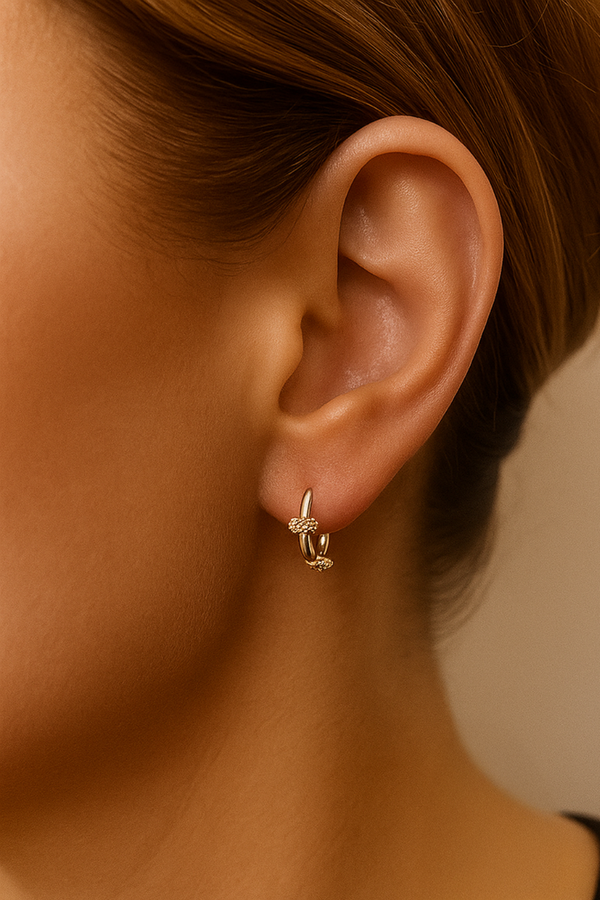 Galleria Armadoro Zeina Two-Tone Huggie Earring