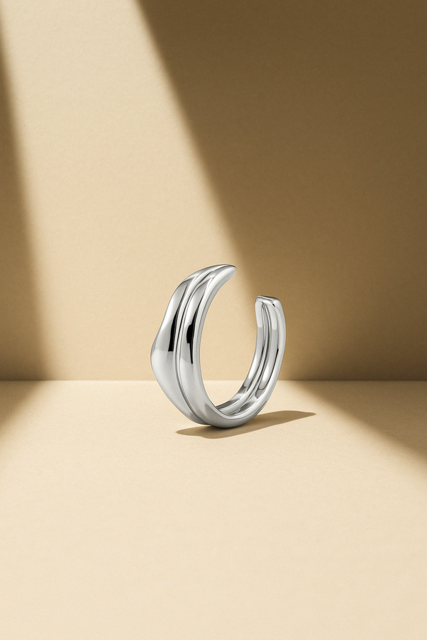 galleria armadoro Kyma Delta sterling silver ear cuff