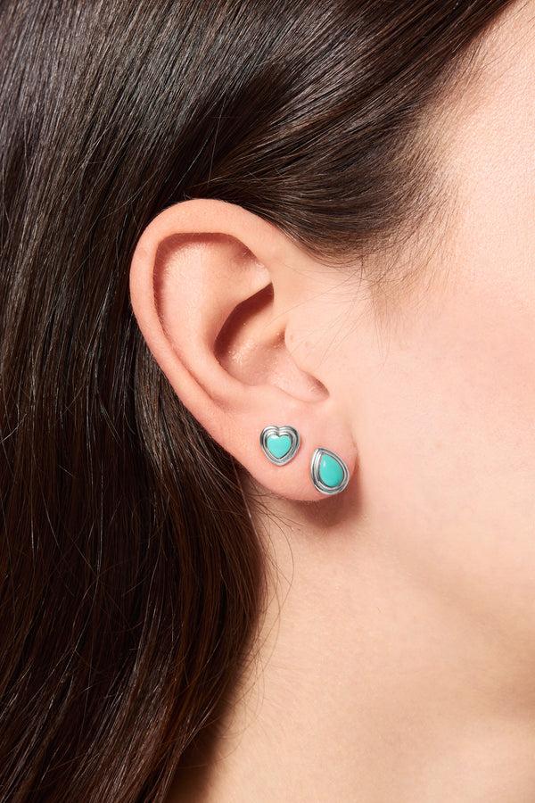 Galleria Armadoro Ridge Heart Turquoise Silver Stud Earring