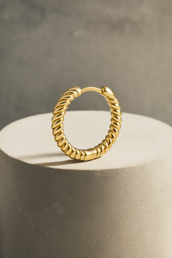 galleria armadoro Speira 18mm gold vermeil mini hoop