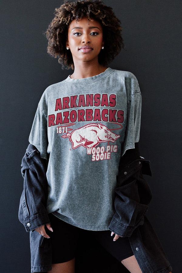 Gameday Couture ARKANSAS RAZORBACKS KEEP THE LEAD OVERSIZED CREWNECK TEE