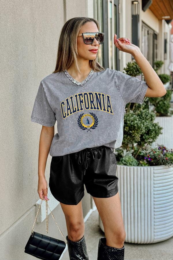 Gameday Couture CALIFORNIA GOLDEN BEARS ICONIC EDGE RHINESTONE TRIM V-NECK TEE