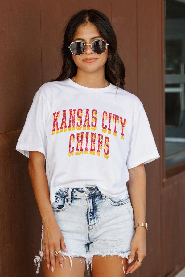 Gameday Couture KANSAS CITY CHIEFS Claim To Fame Boxy-Fit Crop Tee
