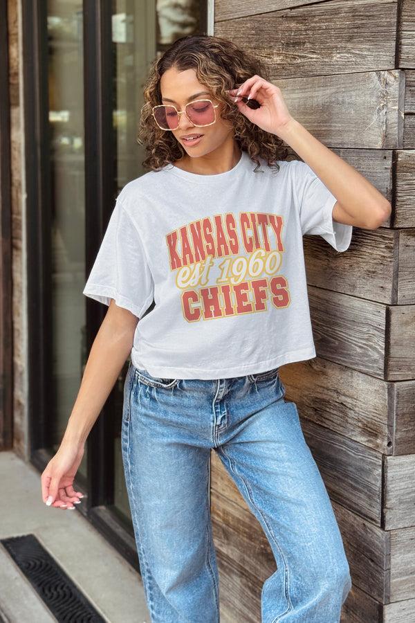 Gameday Couture KANSAS CITY CHIEFS DEEP ROOTS BOXY FIT CROPPED TEE