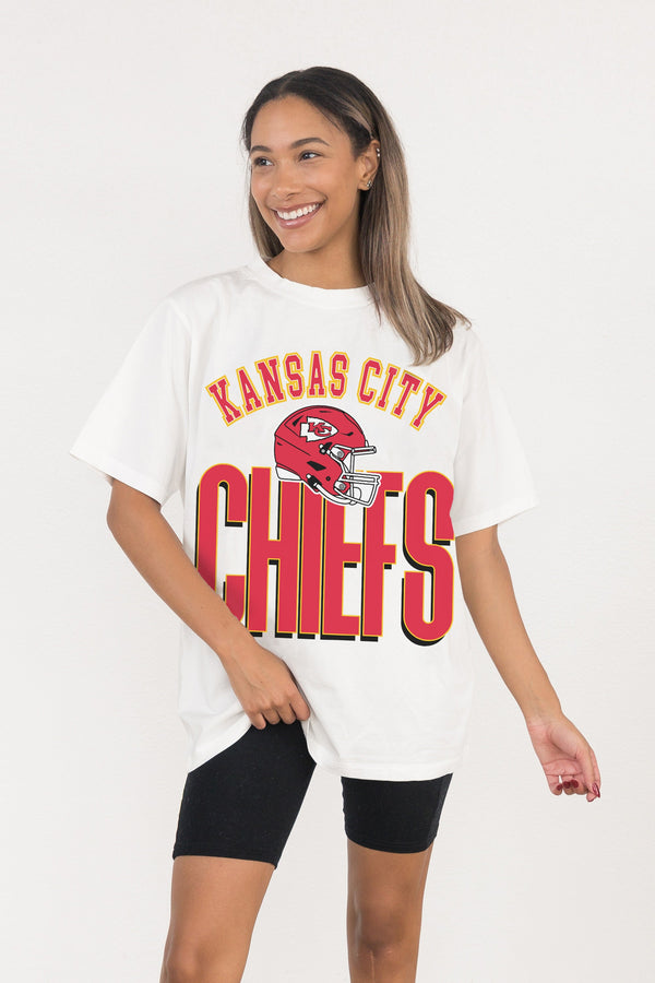 Gameday Couture KANSAS CITY CHIEFS FIERCE FOCUS WASHED RELAXED FIT TEE