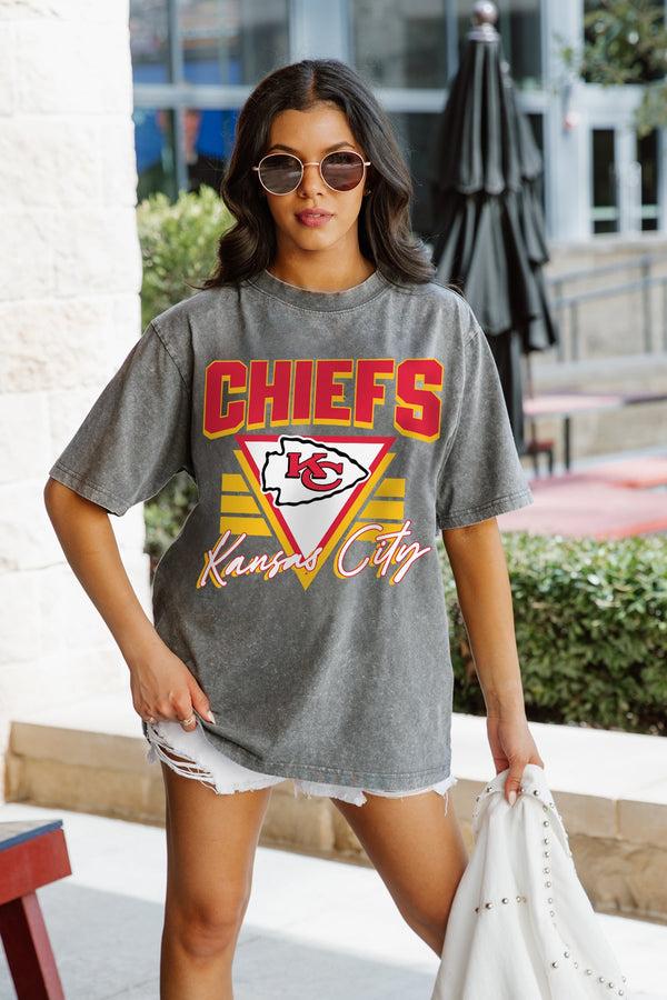 Gameday Couture KANSAS CITY CHIEFS Play It Forward Oversized Crewneck Tee