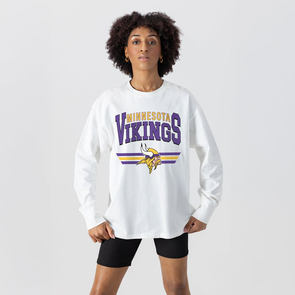 Gameday Couture MINNESOTA VIKINGS SWIFT STRIKE ESSENTIAL RELAXED FIT LONG SLEEVE TEE
