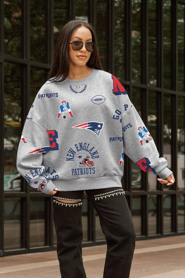 gameday couture NEW ENGLAND PATRIOTS ALWAYS ON REPEAT PREMIUM FLEECE CREW SWEATSHIRT