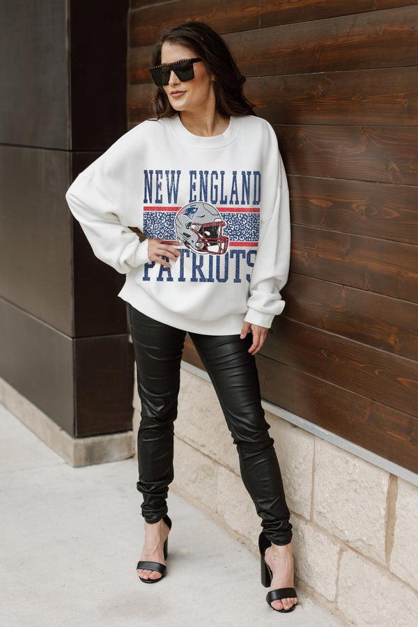 Gameday Couture NEW ENGLAND PATRIOTS Fair Catch Crewneck Pullover