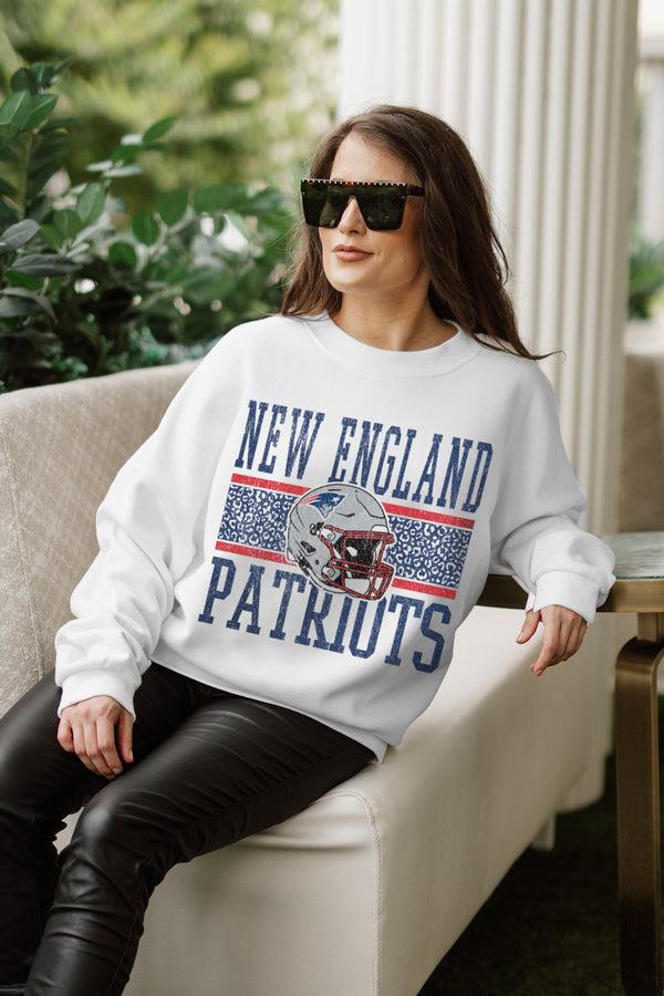 Gameday Couture NEW ENGLAND PATRIOTS Fair Catch Crewneck Pullover