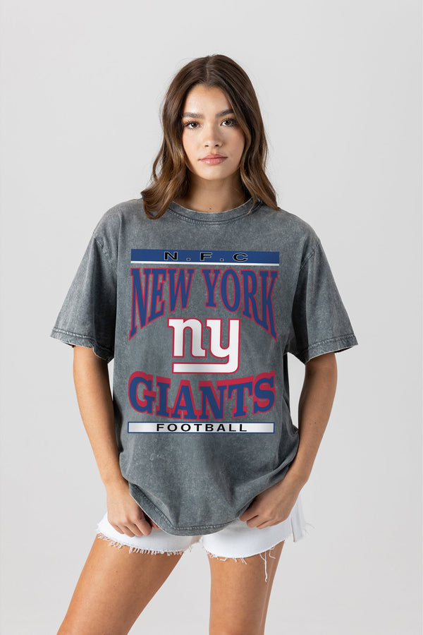 Gameday Couture NEW YORK GIANTS CLASSIC GRIND WASHED RELAXED FIT TEE