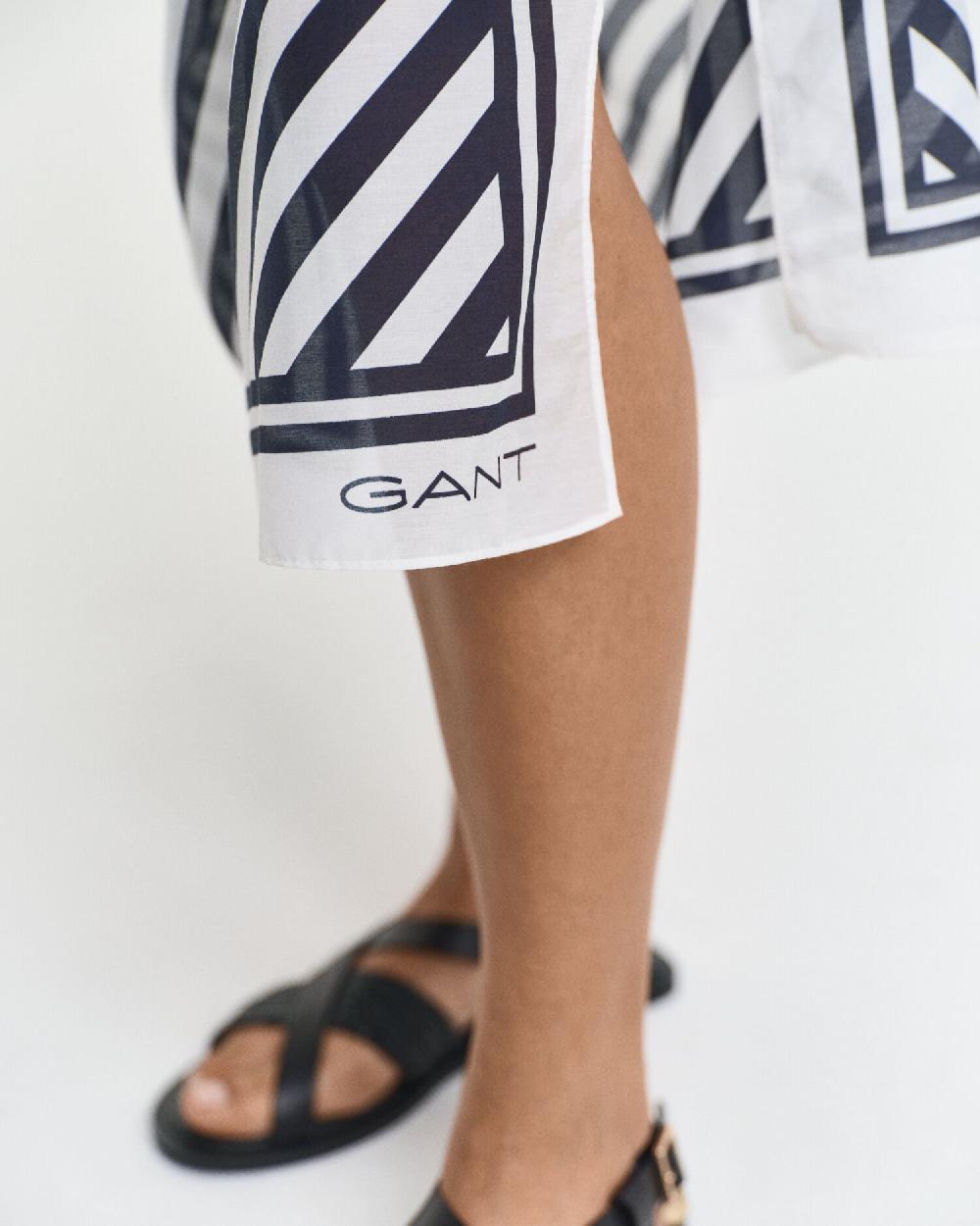 Gant Chevron Print Sarong Evening Blue