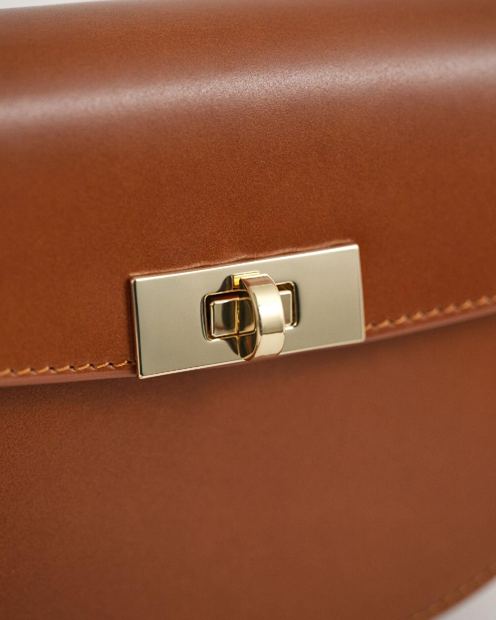 Gant Leather Shoulder Bag Cognac