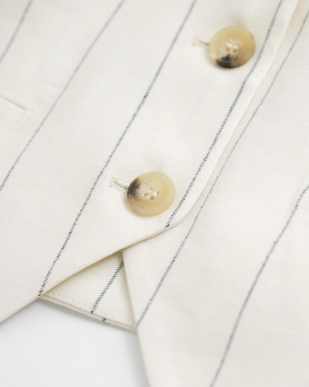 Gant Pinstriped Linen Vest Eggshell