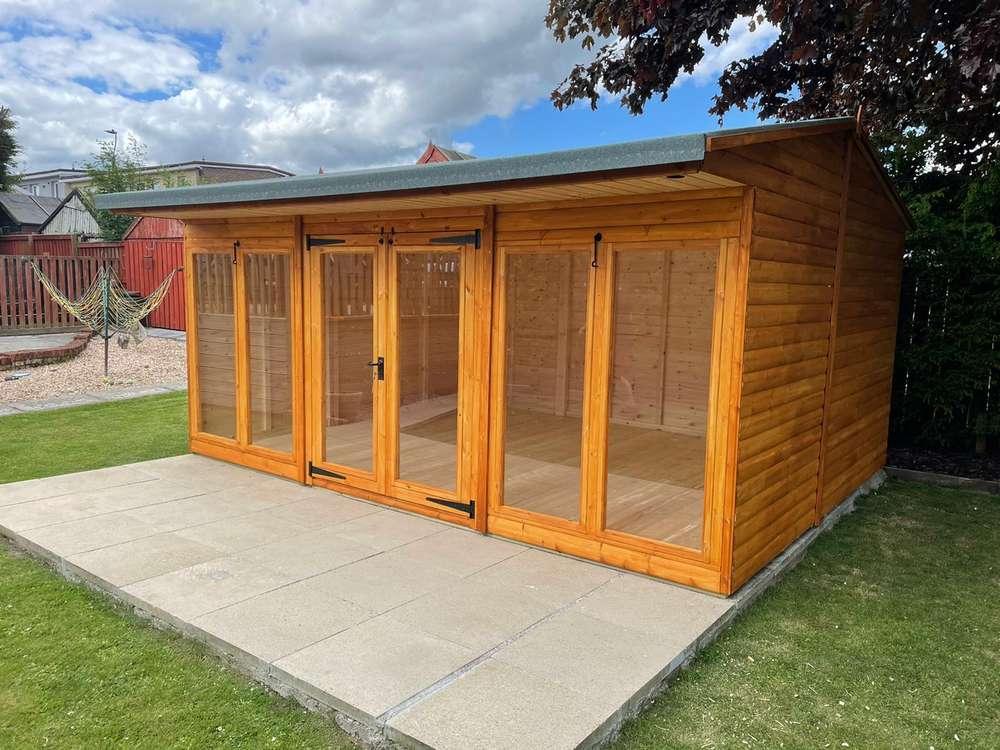 garden pleasure 16x12 Contemporary / Modern Summer House