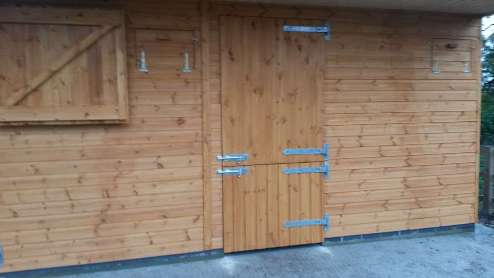 Garden Pleasure Stable - Double Stall