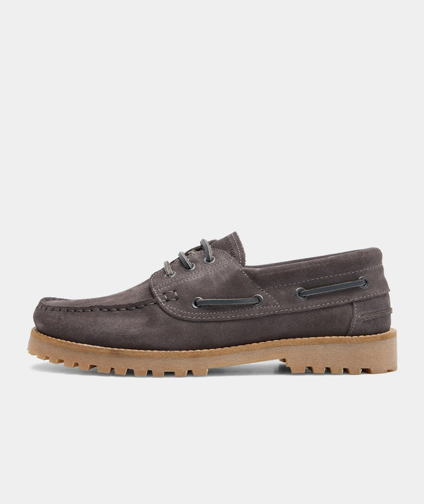 garment project Ollie Boat Shoe Charcoal Suede