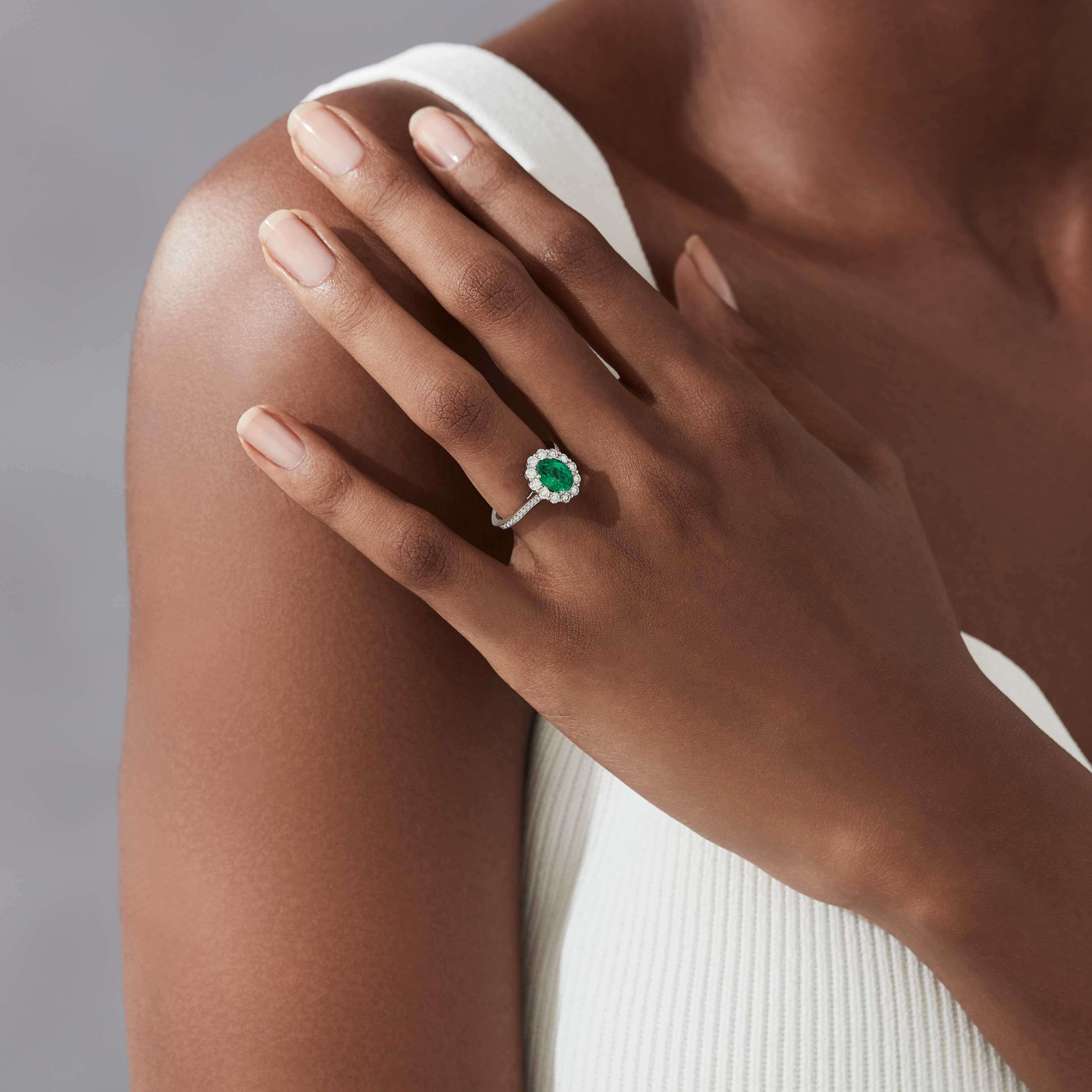 Garrard 1735 Emerald Ring In Platinum With Diamonds