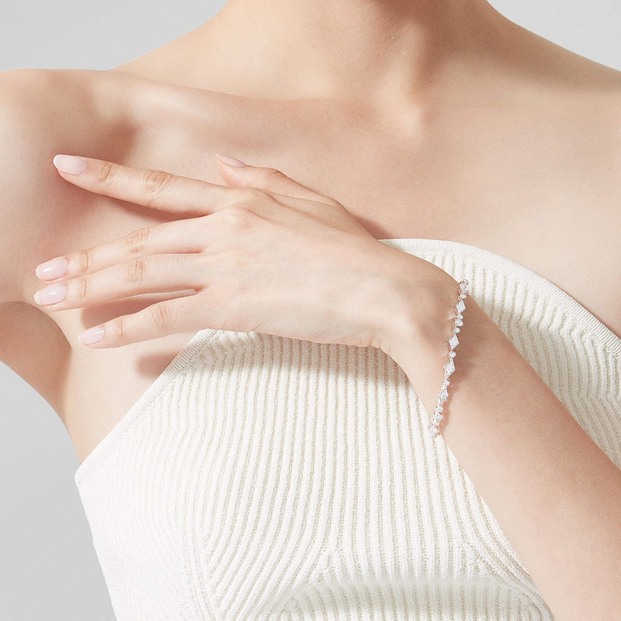 Garrard Albemarle Abstract Diamond Bracelet In 18ct White Gold